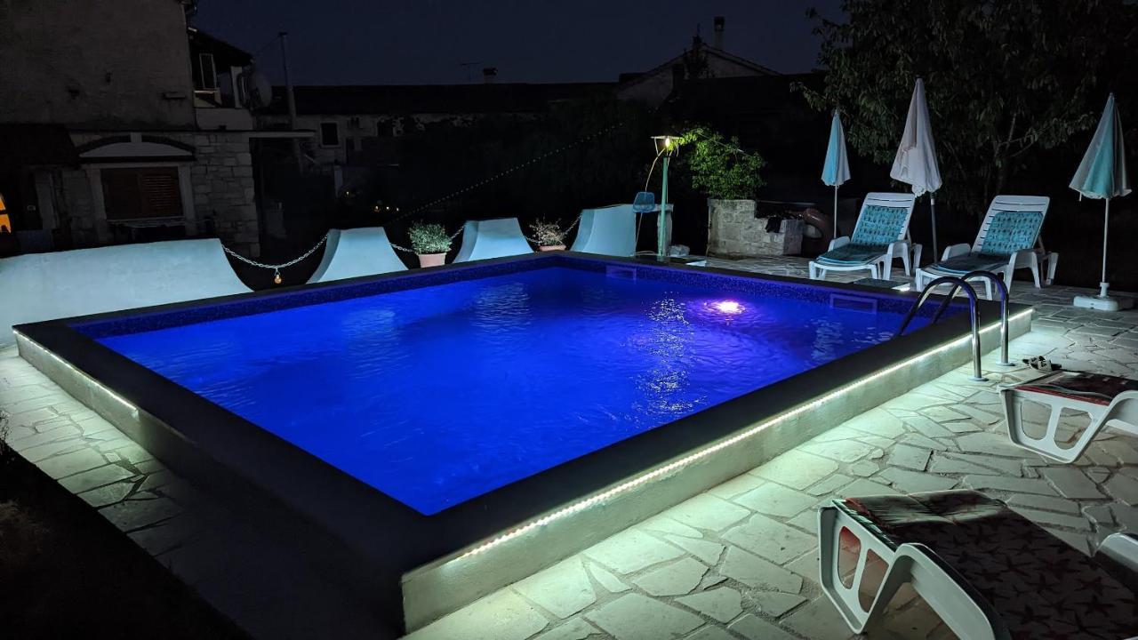 Apartman Aja Каштелир Экстерьер фото
